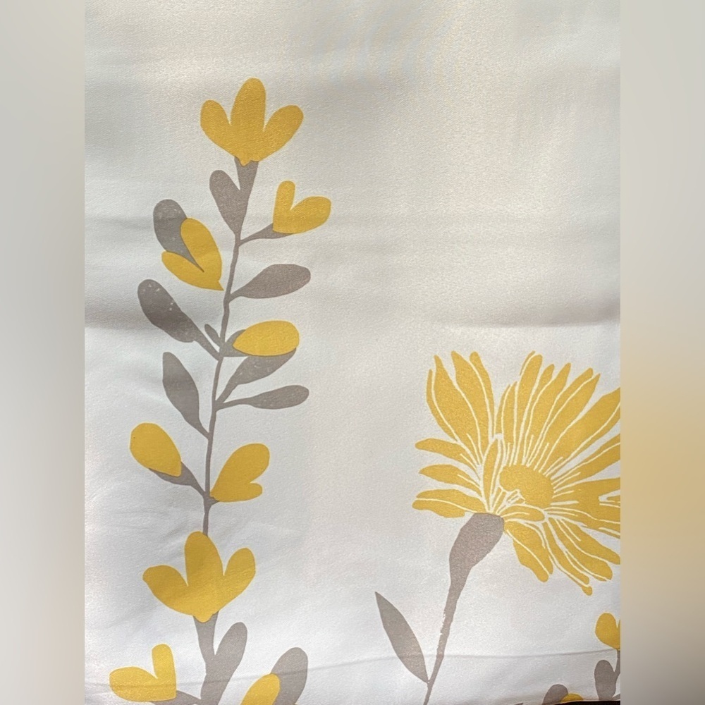 Lush Decor Half Moon Aprile Yellow Insulated Window Two Curtain Panels 52"x84" - Picture 7 of 11